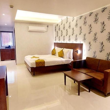 סילבאסה Hotel Madhuban מראה חיצוני תמונה