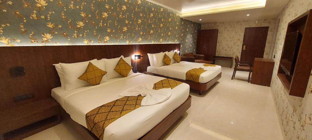 סילבאסה Hotel Madhuban מראה חיצוני תמונה