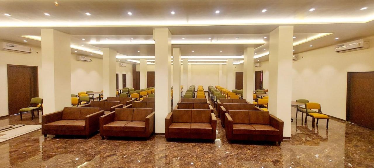 סילבאסה Hotel Madhuban מראה חיצוני תמונה