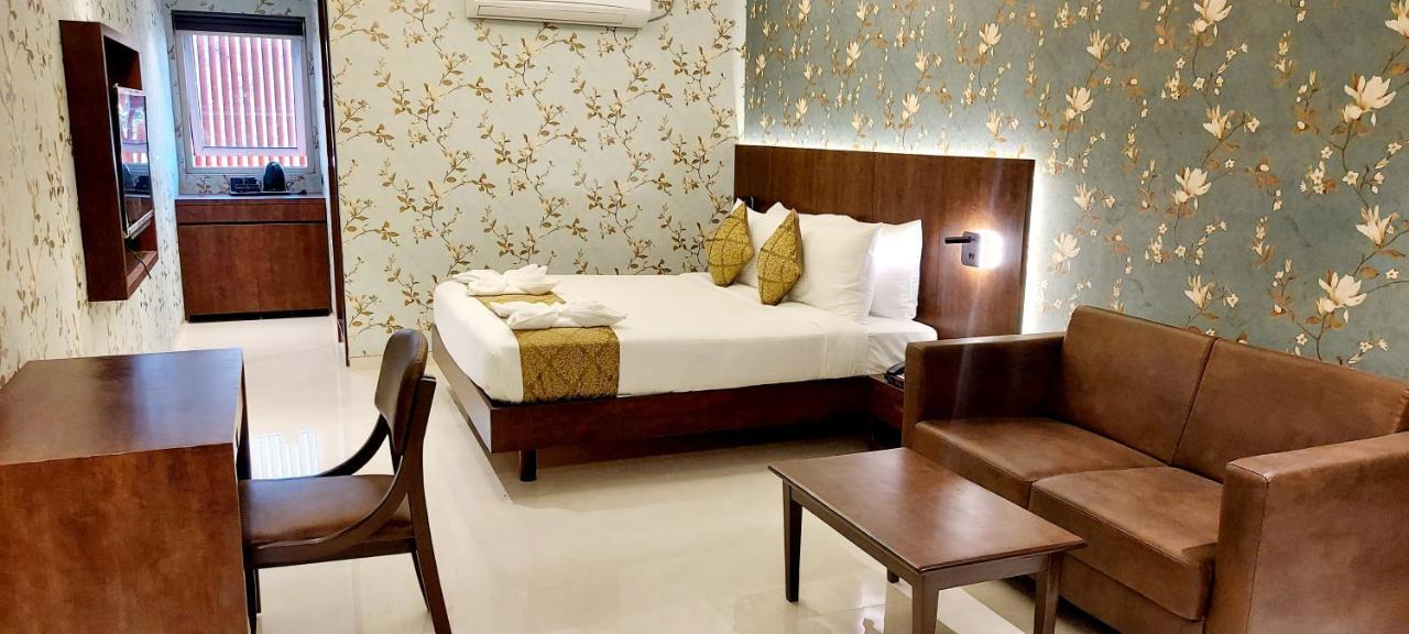 סילבאסה Hotel Madhuban מראה חיצוני תמונה