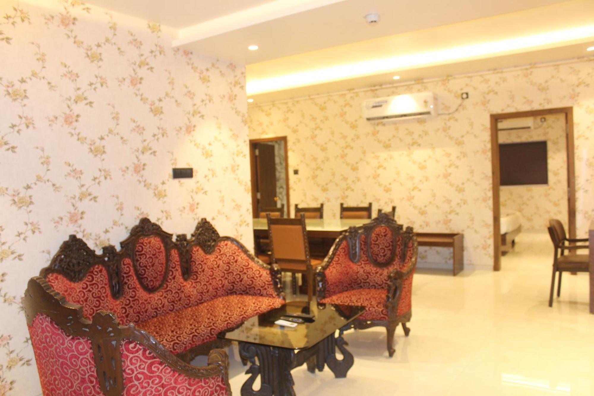סילבאסה Hotel Madhuban מראה חיצוני תמונה
