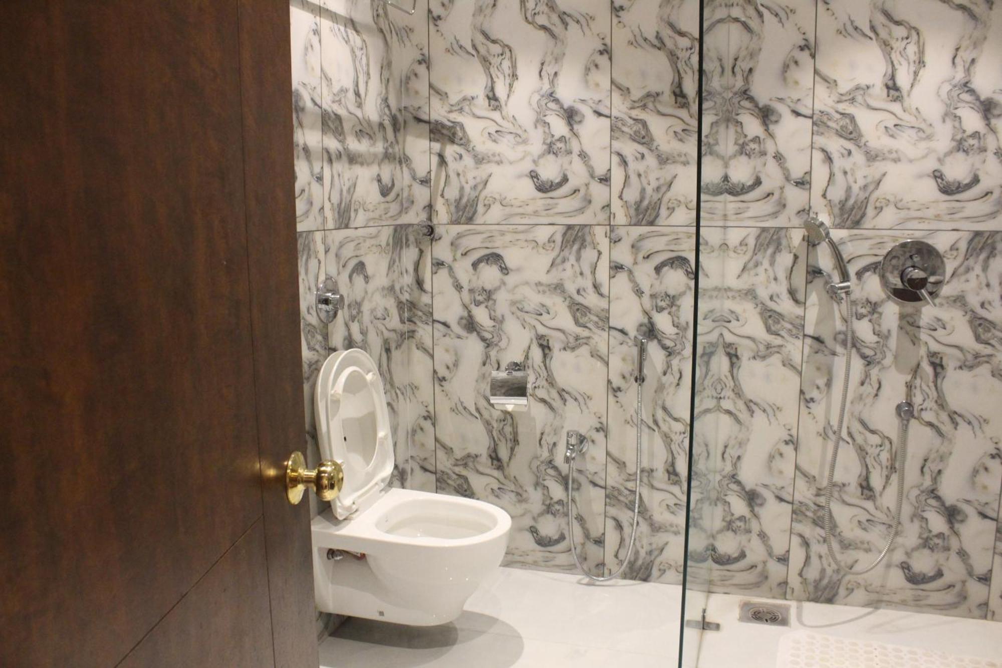 סילבאסה Hotel Madhuban מראה חיצוני תמונה